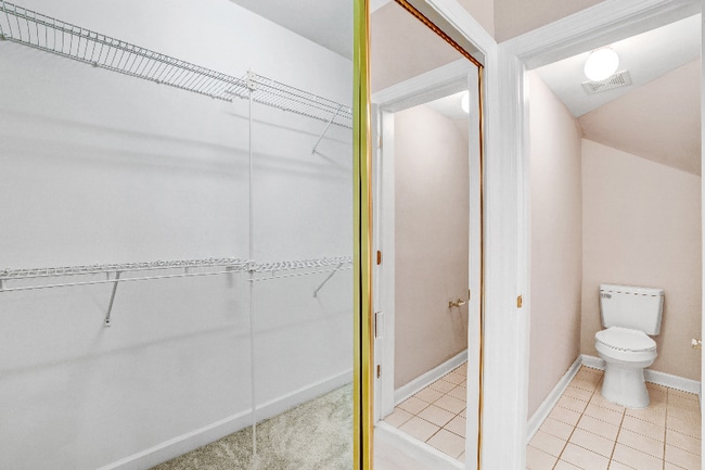 Building Photo - 10718 Pomerane Pl