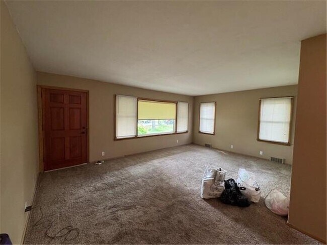 Foto del edificio - 3275 Library Ln