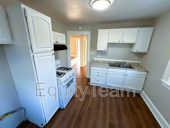 Building Photo - 5573 Attica Ave