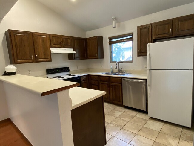 Building Photo - 34 Stone Creek Dr