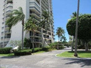 Building Photo - 2400 Presidential Way