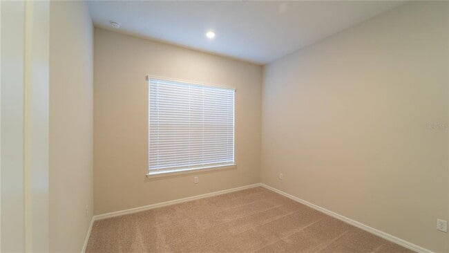 Building Photo - 16446 Lone Oak Cir