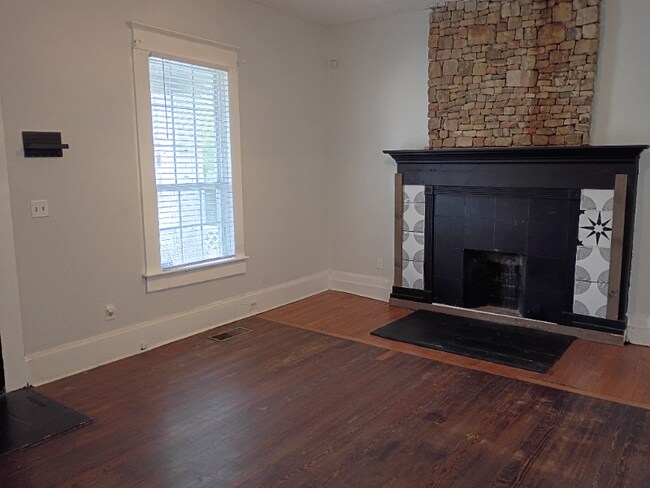 Foto del edificio - 1081 Arlington Ave SW