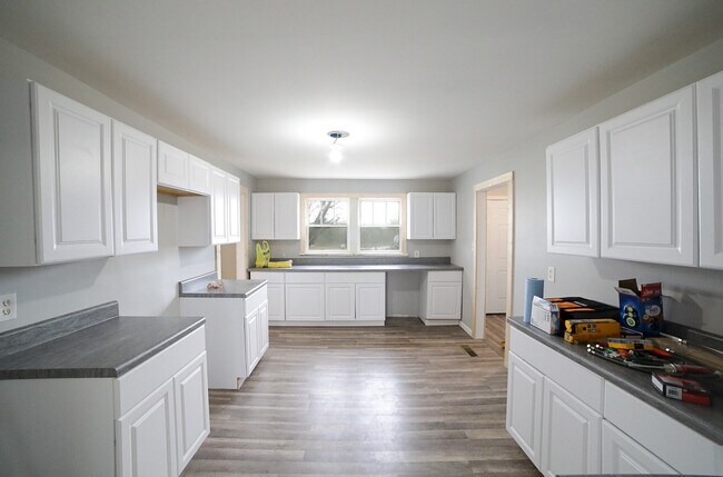 Foto del edificio - 3025 Maysville Rd