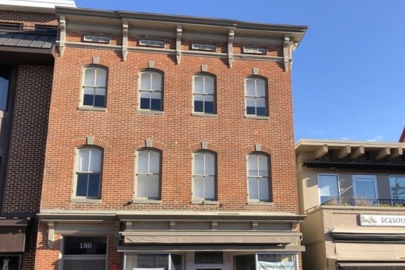 180 Main - Building - 180 Main St