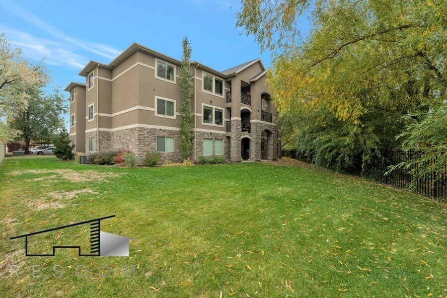 861 S Main St, Layton, UT 84041 Condo for Rent in Layton, UT