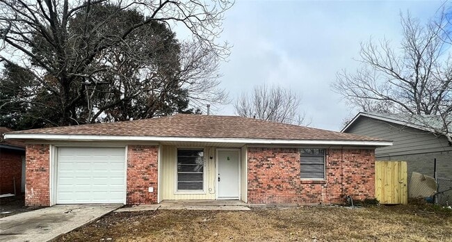 Building Photo - 16919 Faring Rd