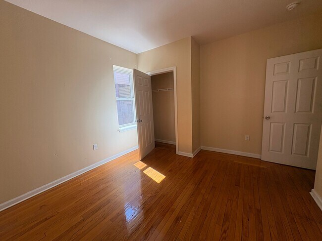 Foto del edificio - 310 Edgewood Ave