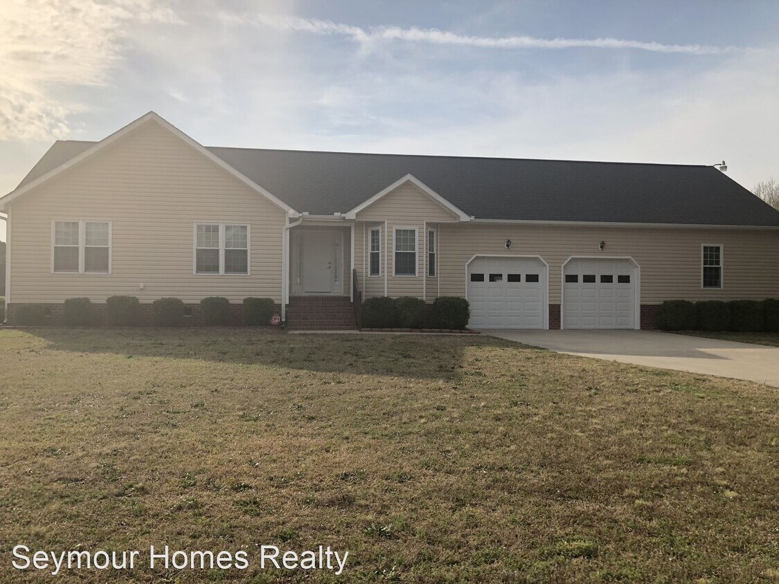 Primary Photo - 3 br, 2 bath House - 200 Mt. Airy Road