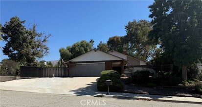 Building Photo - 5242 Wainwright Ct