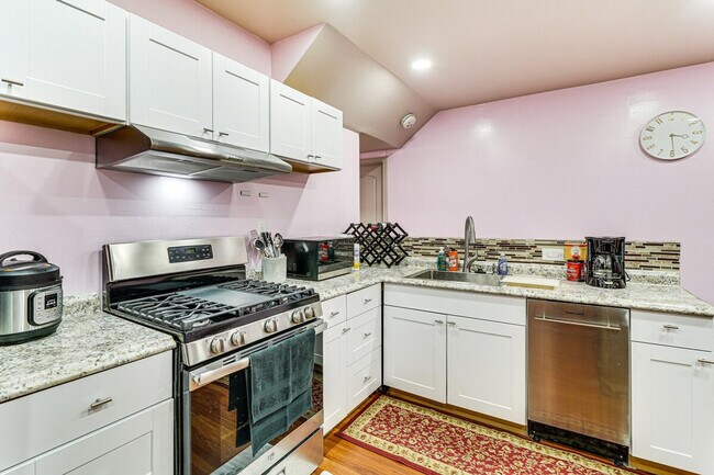 Foto del edificio - 17777 Camelot Ln