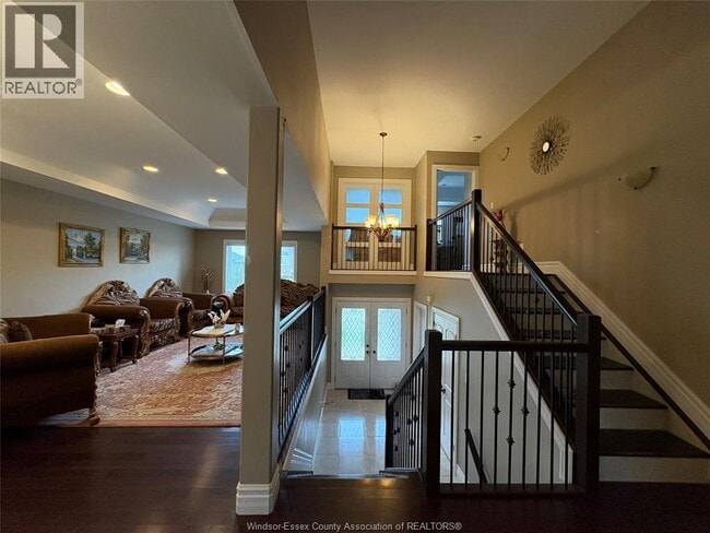 Building Photo - 4033 Cosenza St