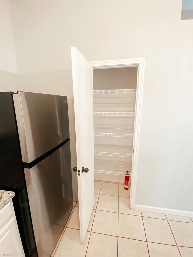 Foto del edificio - 3 br, 2 bath House - 15404 Lilly Garden Lane
