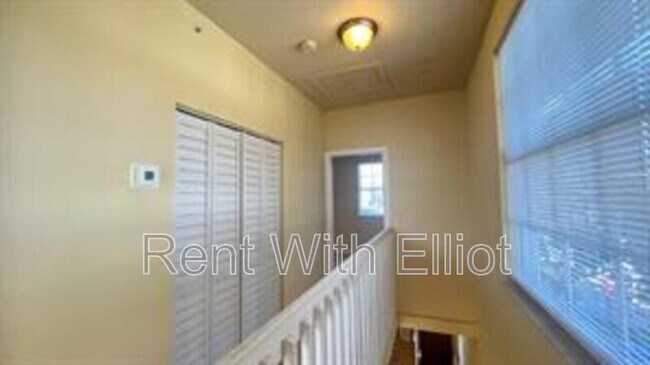 Foto del edificio - 735 SW 148th Ave