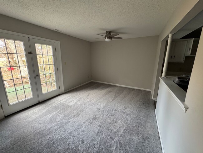 Building Photo - 3 Bedroom Townhouse in Wildwood Trace - Vo...