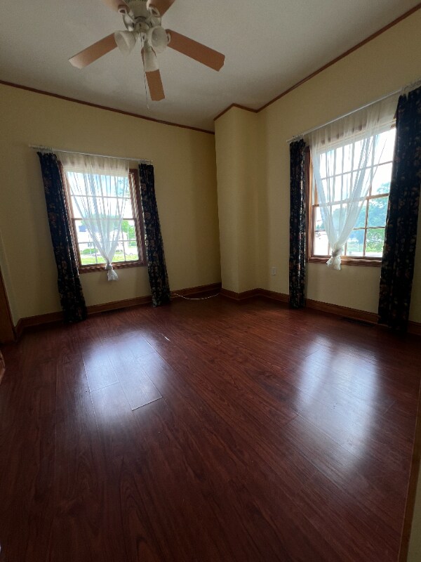 Foto del edificio - 2500 Bainbridge St