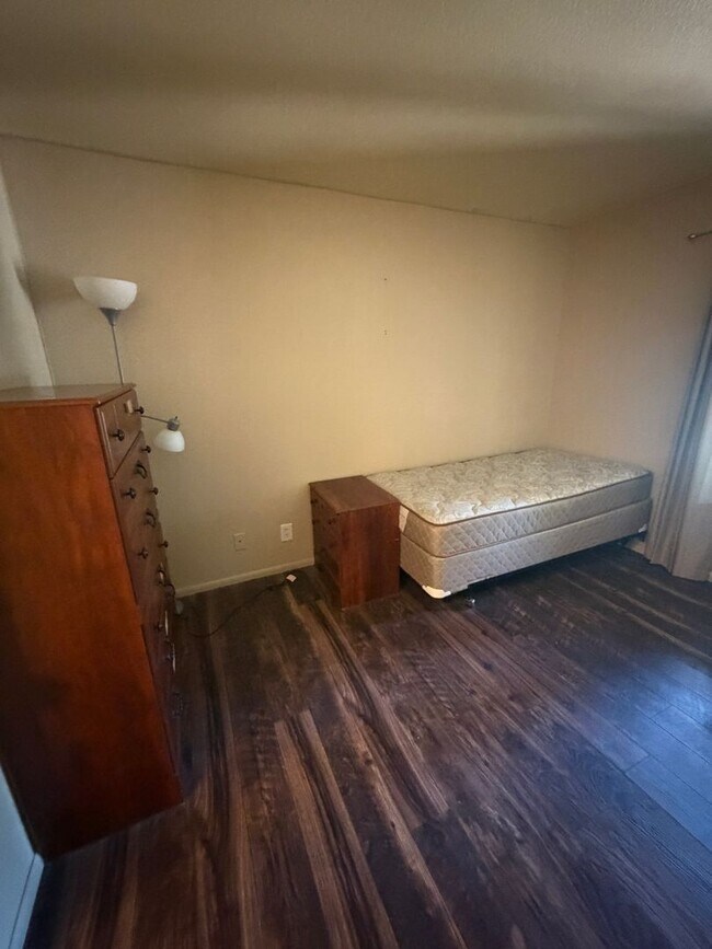 Foto del edificio - ADJACENT TO NAU: University Meadows-2 Bed/2 Bath Condo Partially Furnished - $1,850.00