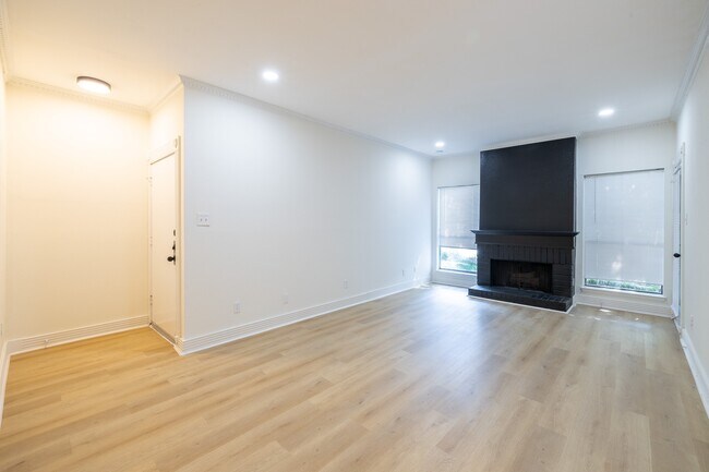 Foto del edificio - 10049 Westpark Dr