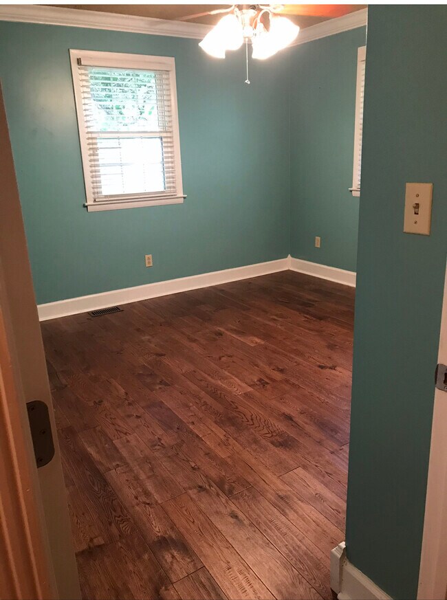 Foto del edificio - 607 W 16th St