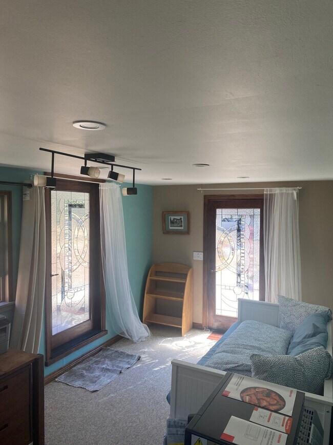 Opposite View of Studio - 2131 Crescent Dr