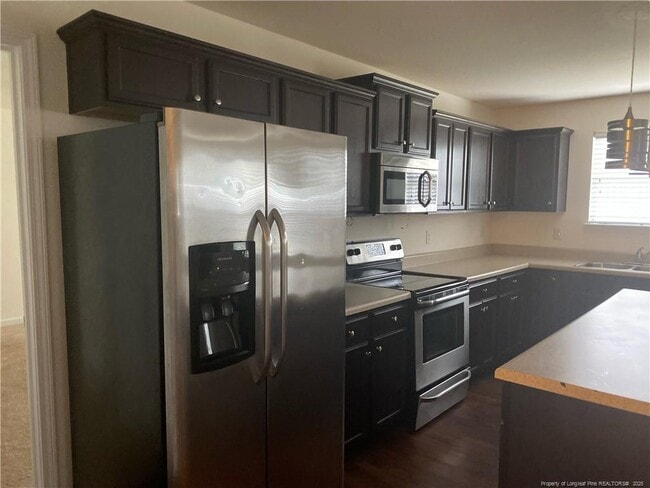 Building Photo - 557 Botanical Ct