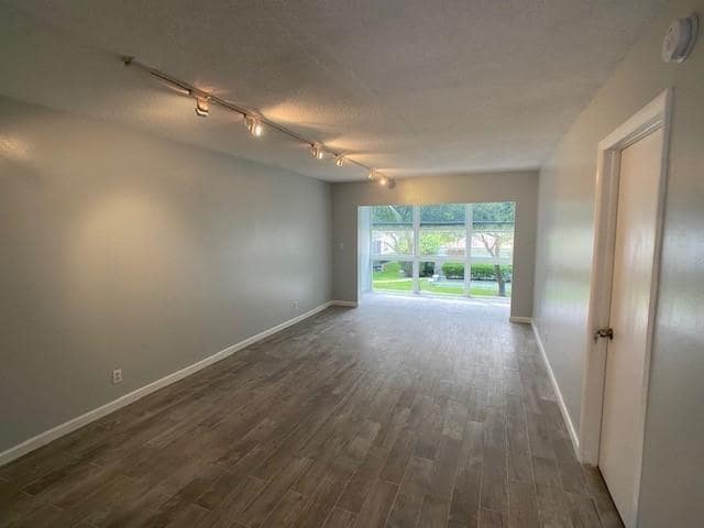 Foto del edificio - 1501 S Ocean Blvd