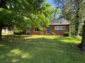 Building Photo - 10275 Kennerly Rd