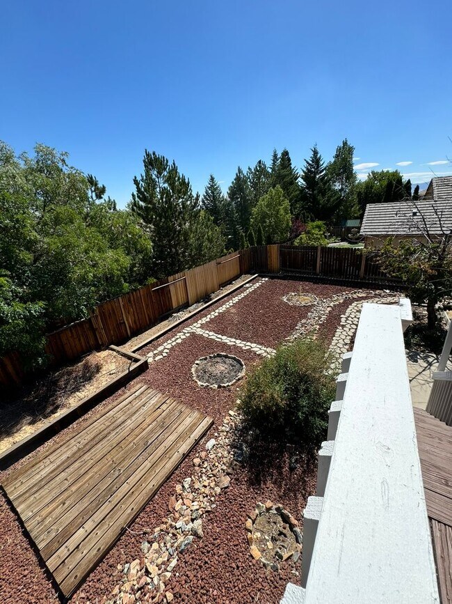 Foto del edificio - 5435 Twin Creeks Dr