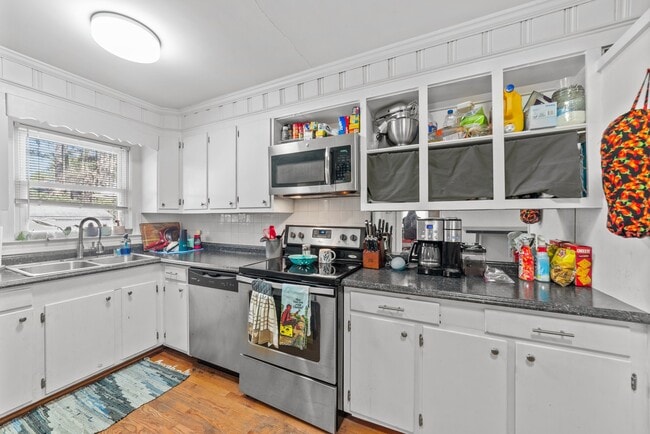 Building Photo - 1309 Willow St