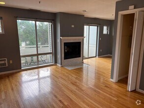 200 Falls Blvd
