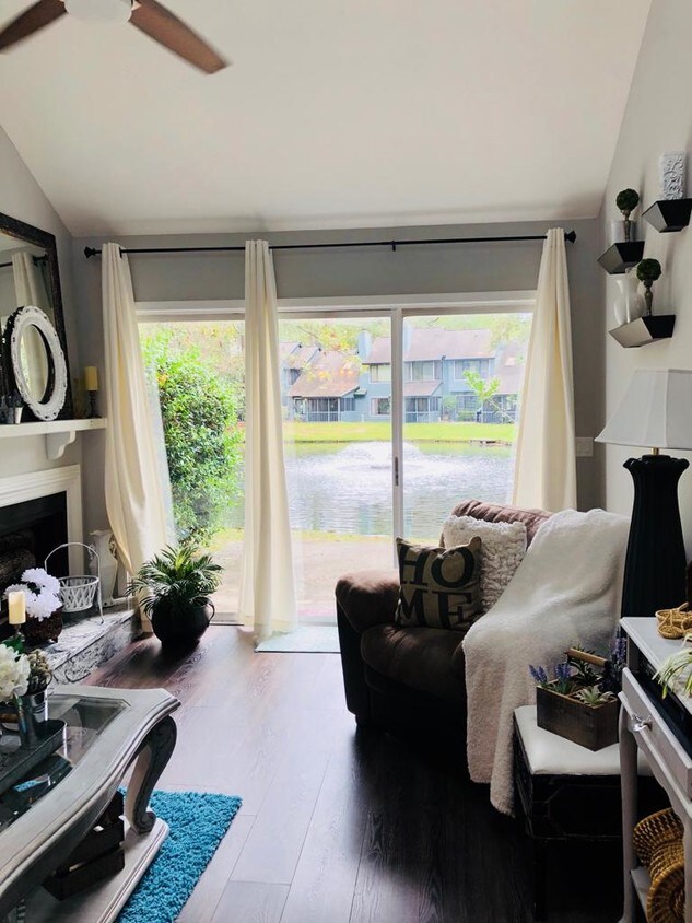 1137 Shadow Lake Cir, Mount Pleasant, SC 29464 Townhome Rentals in