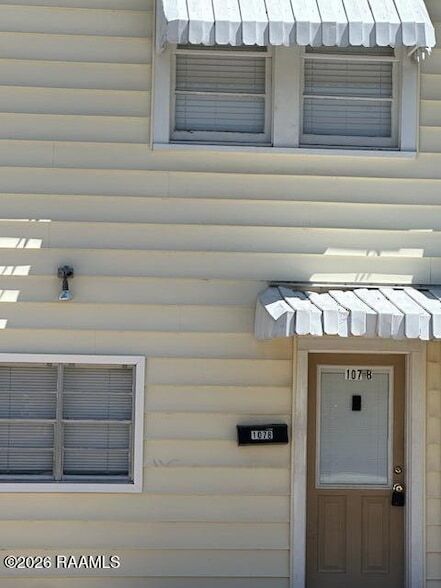 Foto del edificio - 107 S College Rd