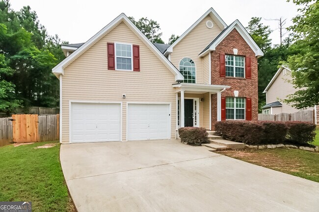Building Photo - 215 Laura Cir
