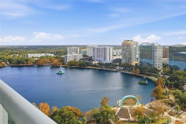 Photo - 150 E Robinson St Apartment