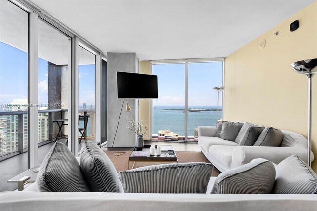 Foto del edificio - 495 Brickell Ave