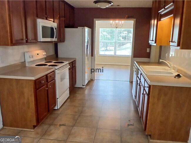 Building Photo - 809 Wellington Dr