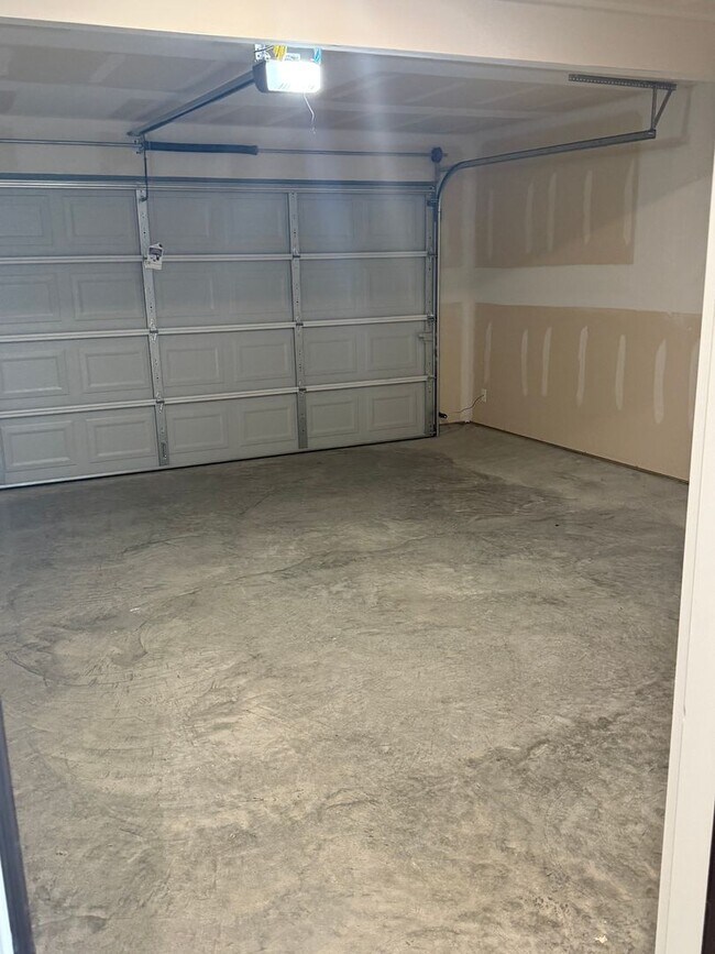 Building Photo - Brand New  Three Bedroom | Two Bathroom Ho...
