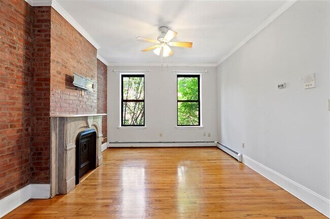 Building Photo - 227 3rd St