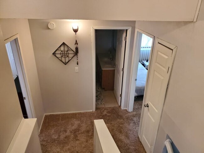 Staged - 4618 S Louise Ave