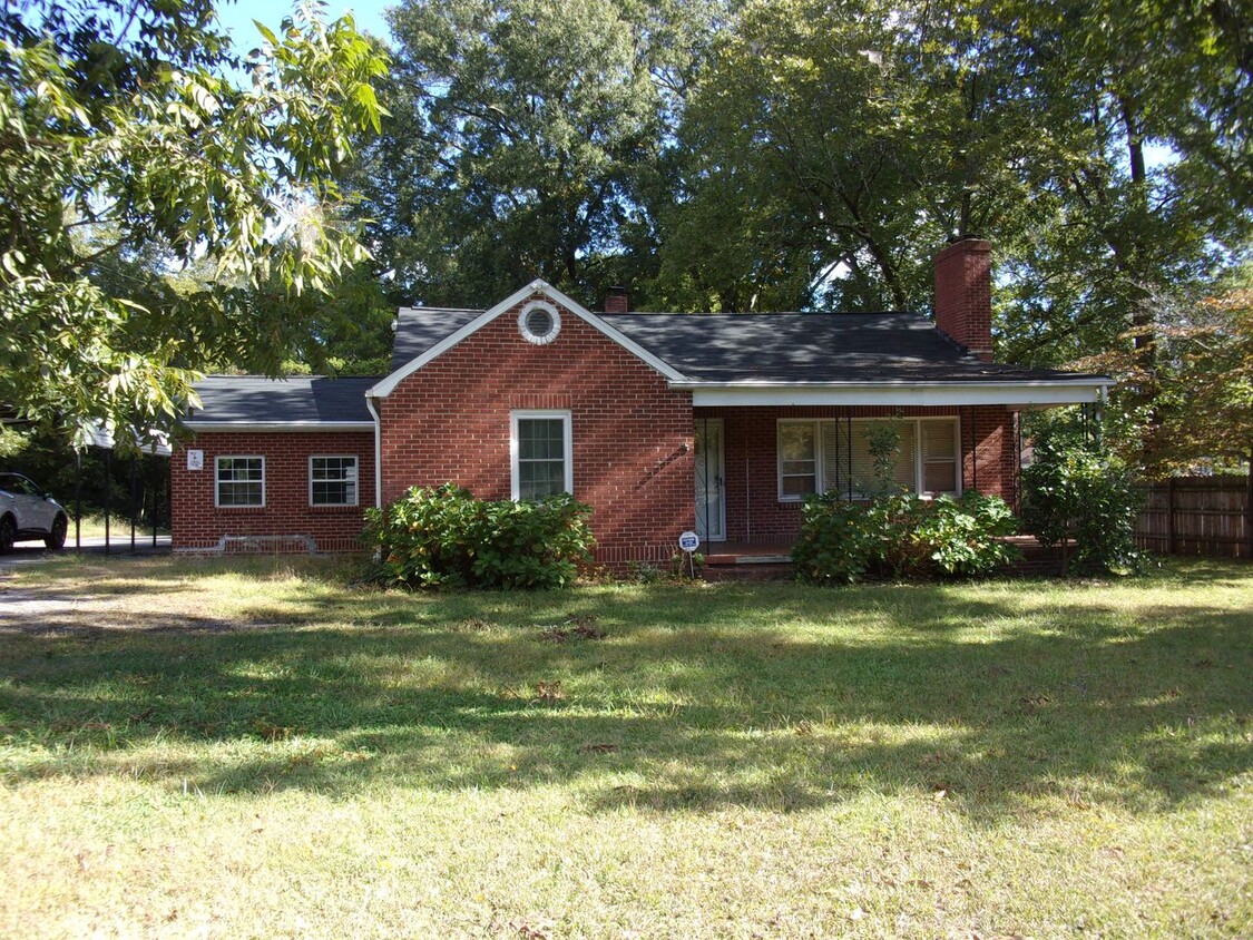 2 Bedroom 2 Bath Home With Multiple Exteri House Rental In Rock   2 Bedroom 2 Bath Home With Multiple Exteri Rock Hill Sc Primary Photo 