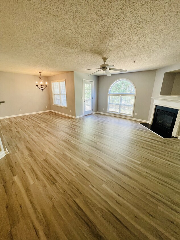 Living Room - 3475 Forestdale Dr