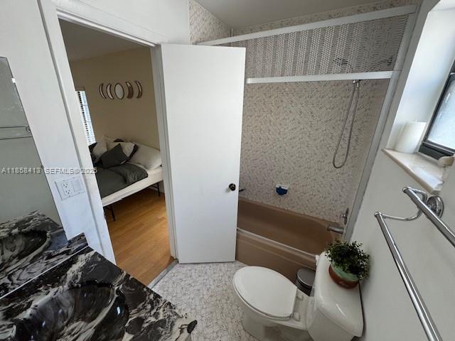 Foto del edificio - 9709 N New River Canal Rd