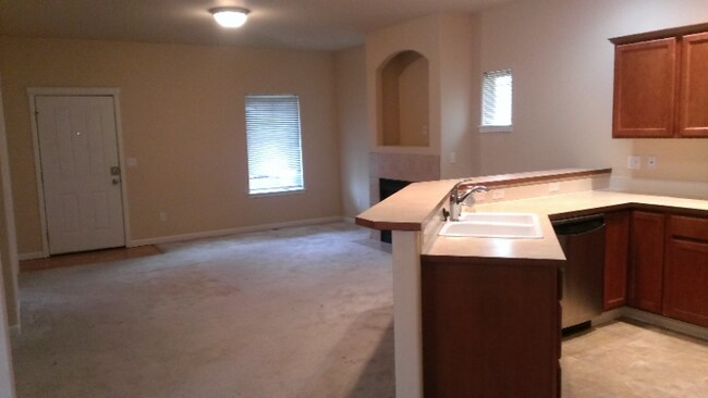 Foto del edificio - 5147 Balustrade Blvd SE