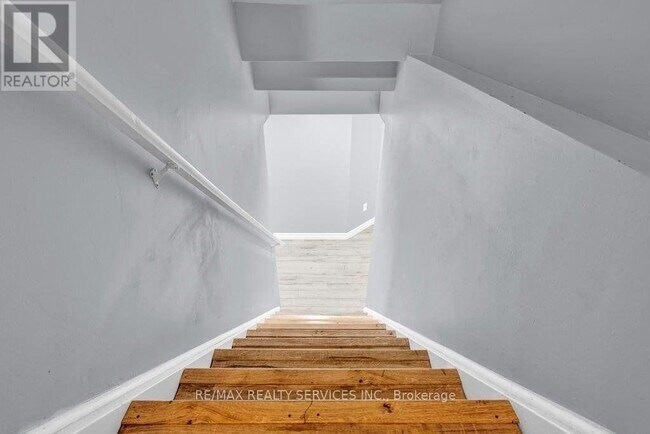 Building Photo - 93 Bologna Rd