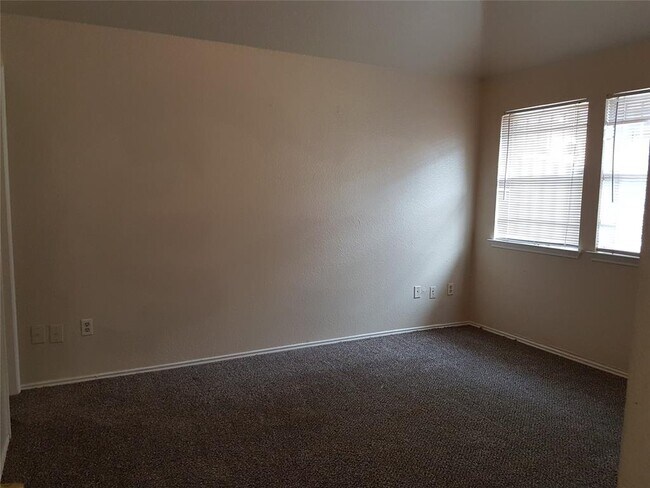 Building Photo - 6406 Costa Mesa Dr