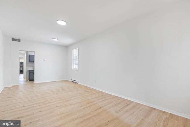 Building Photo - 207 S Patrick St