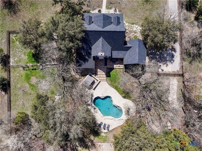 Foto del edificio - 1060 Great Oaks Dr