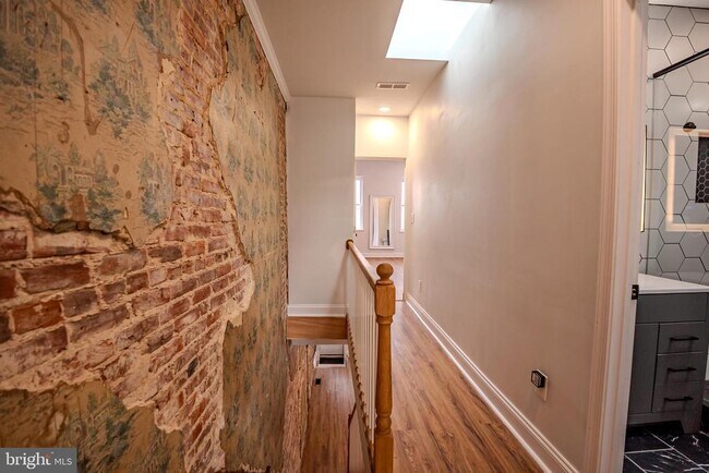 Building Photo - 3819 Hudson St
