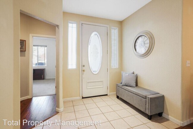Building Photo - 4 br, 3 bath House - 4145 W. Elowin Ct.
