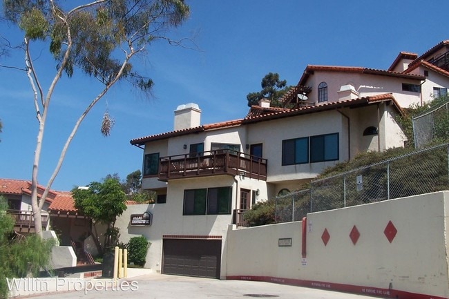 Building Photo - 2 br, 2.5 bath House - 4032 AMPUDIA STREET